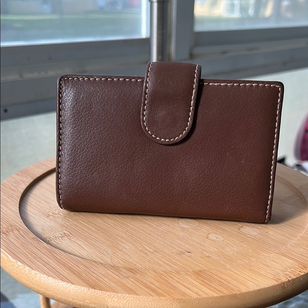 Womens brown leather wallet